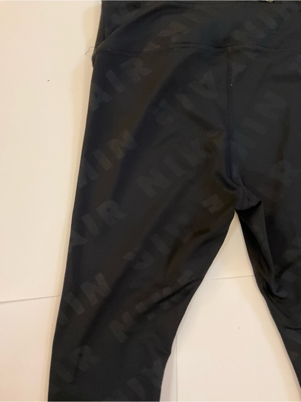 Nike Dri-FIT Black Camo Stirrup Leggings - Size L - Picture 7 of 9